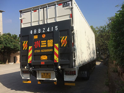 機動車尾板安裝標準，安全與合規(guī)的雙重保障