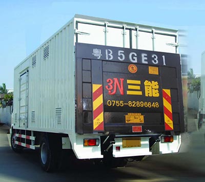 五菱小貨車(chē)裝尾板，讓運(yùn)輸更輕松！